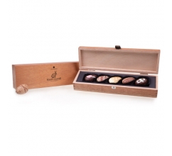 ChocoCase - Pasen - Chocolade paaseitjes Chocolade paaseitjes in een houten kistje bedrukken